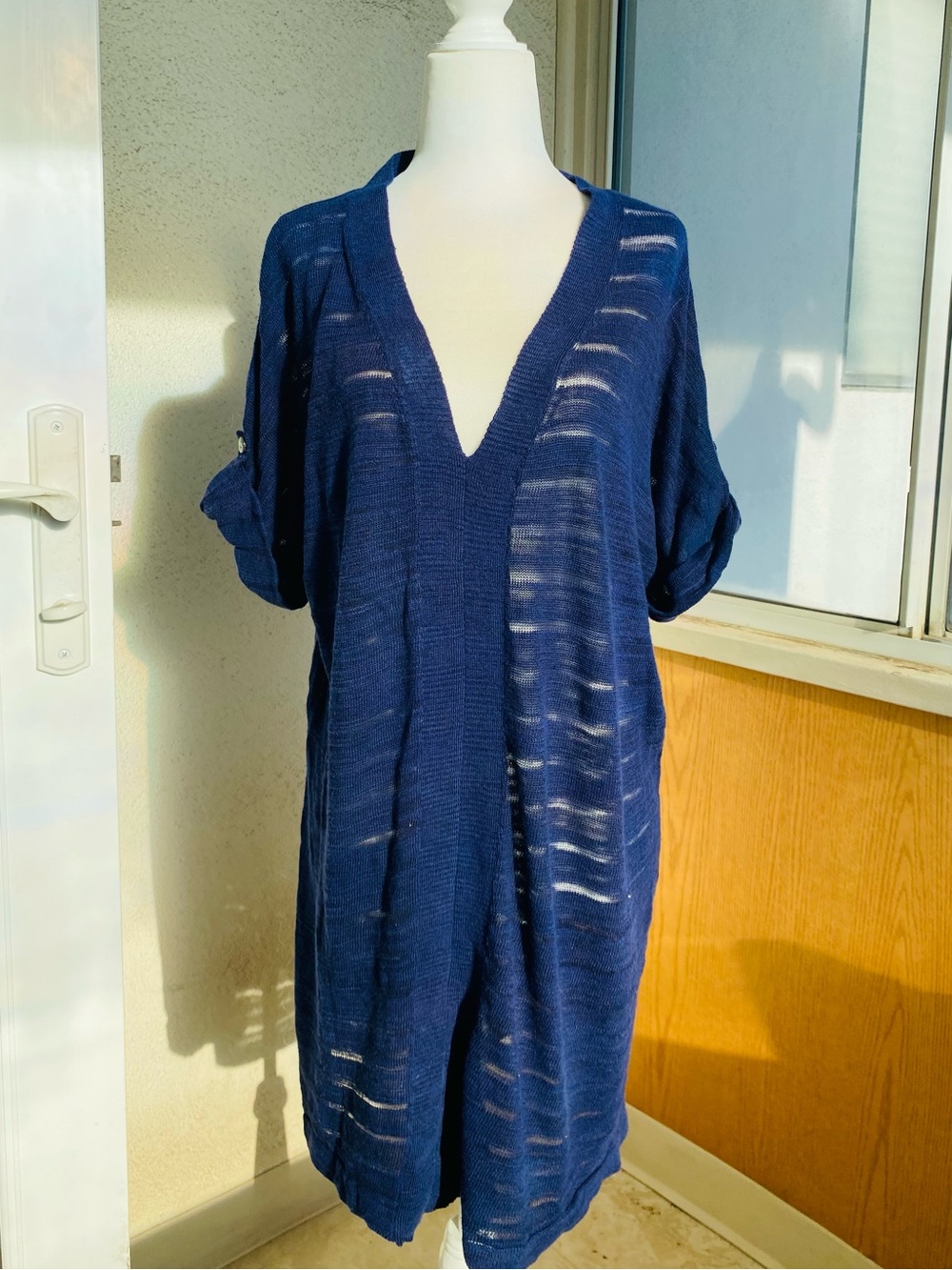 Tommy Bahama Blue Lightweight Knit v Neck Tunic cover up roll sleeve Large